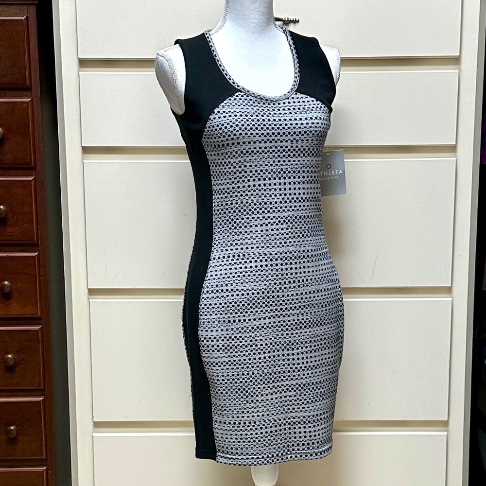 Athleta NWT Women's Dot Fuse Sleeveless Fitness Dress Size XS Black/Gray